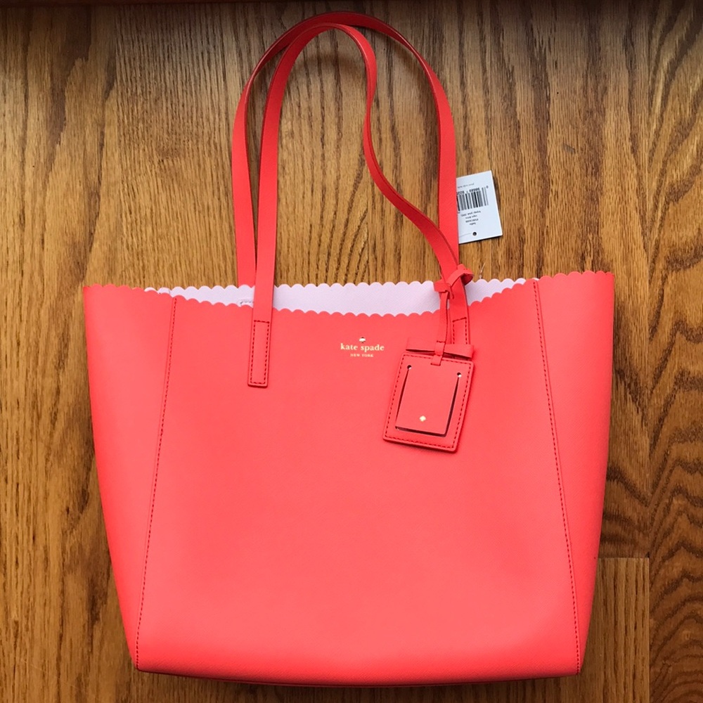 Kate Spade Hallie Cape Drive Tote in Pink/coral